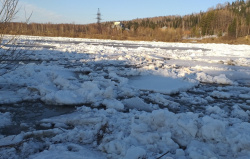 Реки Кузбасса освобождаются ото льда: подтоплений пока нет