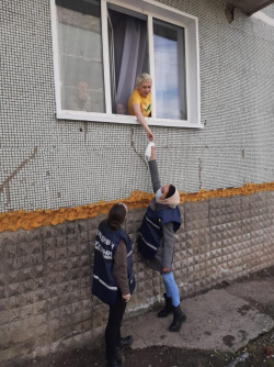 Народные дружины патрулируют улицы Киселевска, напоминая о продлении режима самоизоляции
