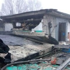 В Новокузнецке в результате взрыва газа в гаражном массиве пострадали люди (видео)