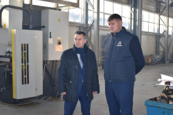 Максим Шкарабейников провел рабочую встречу с руководителем Киселевского завода горного оборудования