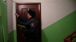 В Киселевске прилетевшая из-заграницы семейная пара нарушила режим самоизоляции