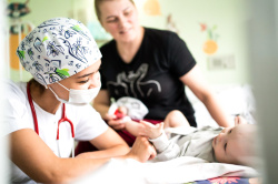 Молодые ученые-кардиологи Кузбасса внедряют инновационные методы лечения детей с пороком сердца