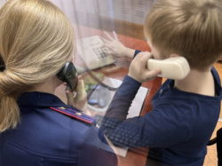 В региональном следственном управлении СК России продолжает работать телефонная линия «РЕБЕНОК В ОПАСНОСТИ»