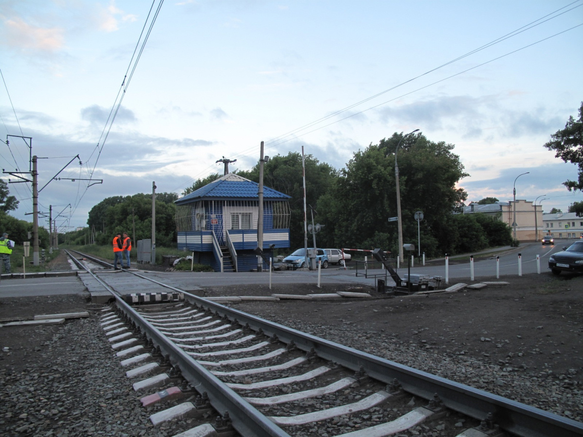 Грузовым поездом смертельно травмирован житель Кемеровской области