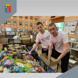 Коллектив школы № 16 Киселевска ( педагоги, родители, учащиеся) собрал для бойцов СВО 15 коробок гуманитарной помощи (ФОТО)