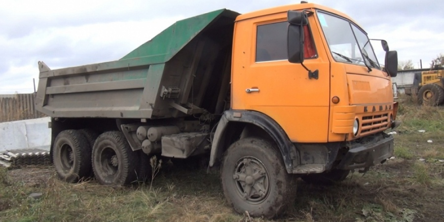В Кемерове местного жителя будут судить за угон грузовика