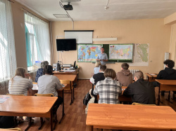 В Киселевске полицейские провели профилактическую беседу в педагогическом колледже