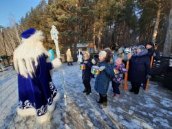 На территории музея-заповедника «Томская Писаница» открылась резиденция главного Деда Мороза Кузбасса