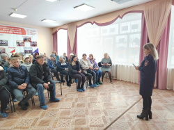 В школе-интернате 2 состоялось общешкольное родительское собрание, с приглашением сотрудника Госавтоинспекции