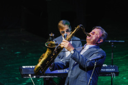 В Кузбассе в 40-й раз проходит Международный фестиваль «Джаз у Старой крепости»