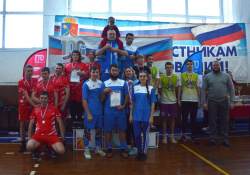 Производственные коллективы и учреждения Киселевска завершили спортивный год