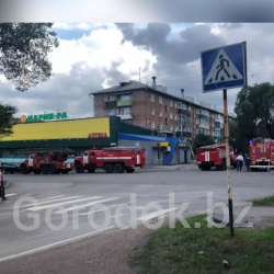 3 июля в Киселевске по ул. Большая Дачная пожарные устраняли огонь в здании магазина
