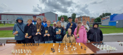 Чемпионы мяча и шахматных досок