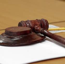 В Новокузнецке суд вынес приговор виновным в нападении на водителя скорой помощи