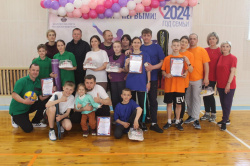 Пять семейных команд приняли участие в спортивном конкурсе «Спортивная семья – здоровое будущее»
