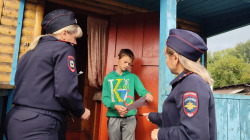 В Киселевске полицейские провели очередной рейд по семьям и проверили созданные условия для проживания несовершеннолетних детей