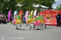 1 июня в Киселёвском городском округе на территории Городского сада прошел праздник под названием «Лето ярких улыбок»