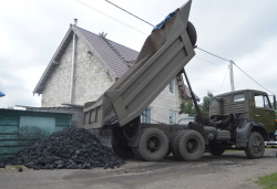 Благотворительный уголь в Кузбассе получили уже более трех тысяч семей