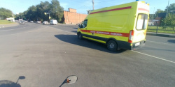 В Новокузнецке полицейский мотопатруль помог реанимационной бригаде оперативно добраться до пациента (ВИДЕО)