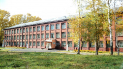 Одна из школ Киселевска ушла на дистанционку: выявлен коронавирус у троих преподавателей