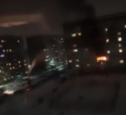 В новогоднюю ночь в одной из многоэтажек в Кемерово случился пожар
