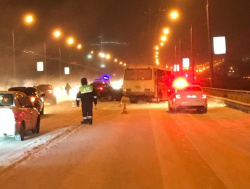  В Кемерово два человека погибли в ДТП с автобусом и такси