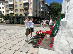 Кузбасские транспортные полицейские присоединились к Всероссийской акции «Никто не забыт, ничто не забыто»