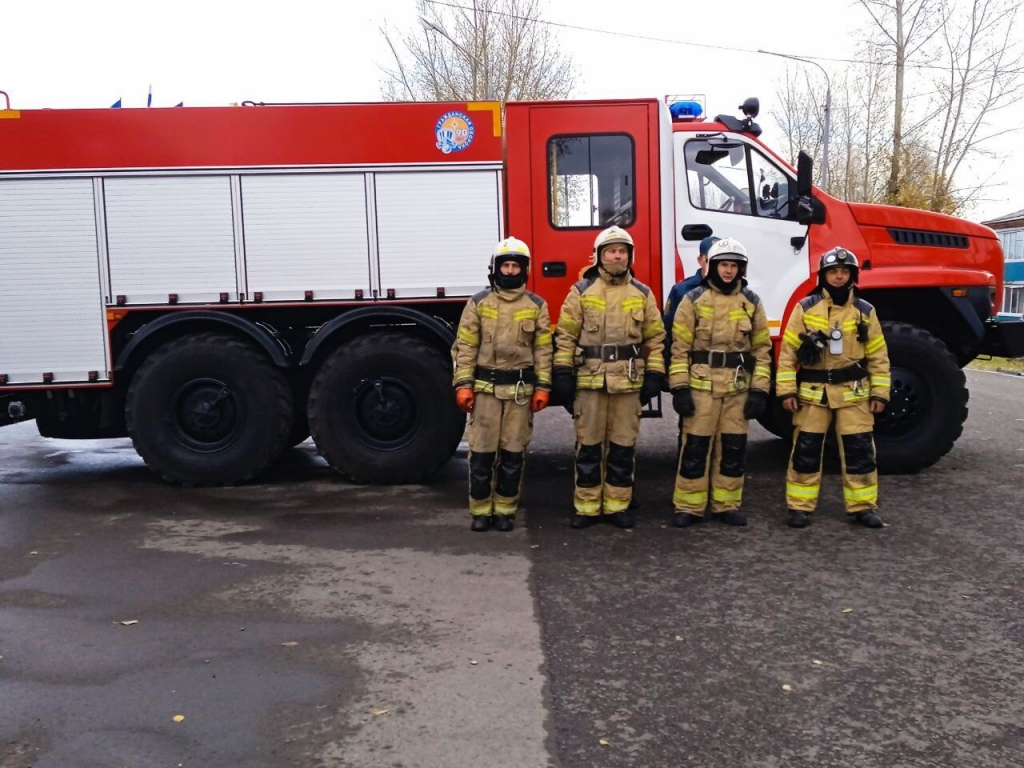 У киселевских огнеборцев появилась новая автоцистерна (ФОТО)