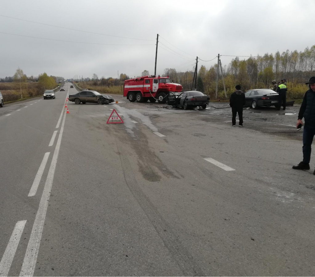 В ДТП на дороге «Бийск-Мартыново-Кузедеево-Новокузнецк» погиб 26-летний  водитель «Toyota Corolla» | 06.10.2020 | Киселёвск - БезФормата