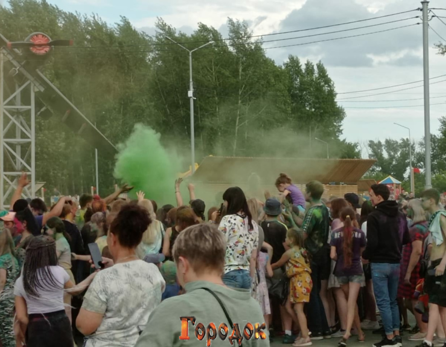 Погода в киселевске на сегодня и завтра. Праздник на городской площади. Кулуево молодежь фото. Погода в Киселёвске на 10. Погода в Киселёвске на 10 дней.