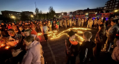 В Киселёвске 1500 свечей сложились в слово «Победа!» и журавлей 