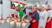 Женщины Кузбасса угостили ветеранов «Тортами Победы» 