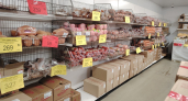 Подруга-продавец рассказала - для чего люди покупают в «Светофоре» по 10-20 палок колбасы и по 20 кг сосисок