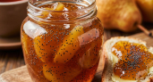 Это варенье из груш с маком — одно из самых вкусных, что я варила. А делается проще простого