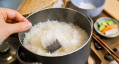 Чайный пакетик прямо в кастрюлю — получается вкуснейший рассыпчатый рис: как японки делают его лучше всех