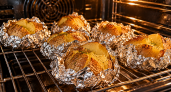Картофель в фольге на решётке: 45 минут — и вкус как после костра, даже если на обычной кухне