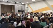 В школе № 14 Киселевска заместитель министра образования региона встретилась с родительскими комитетами
