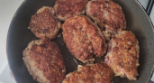 Не хлебный мякиш и не сало: что добавить в фарш для сочности и вкуса - котлеты получаются "пуховыми" и нежными как суфле