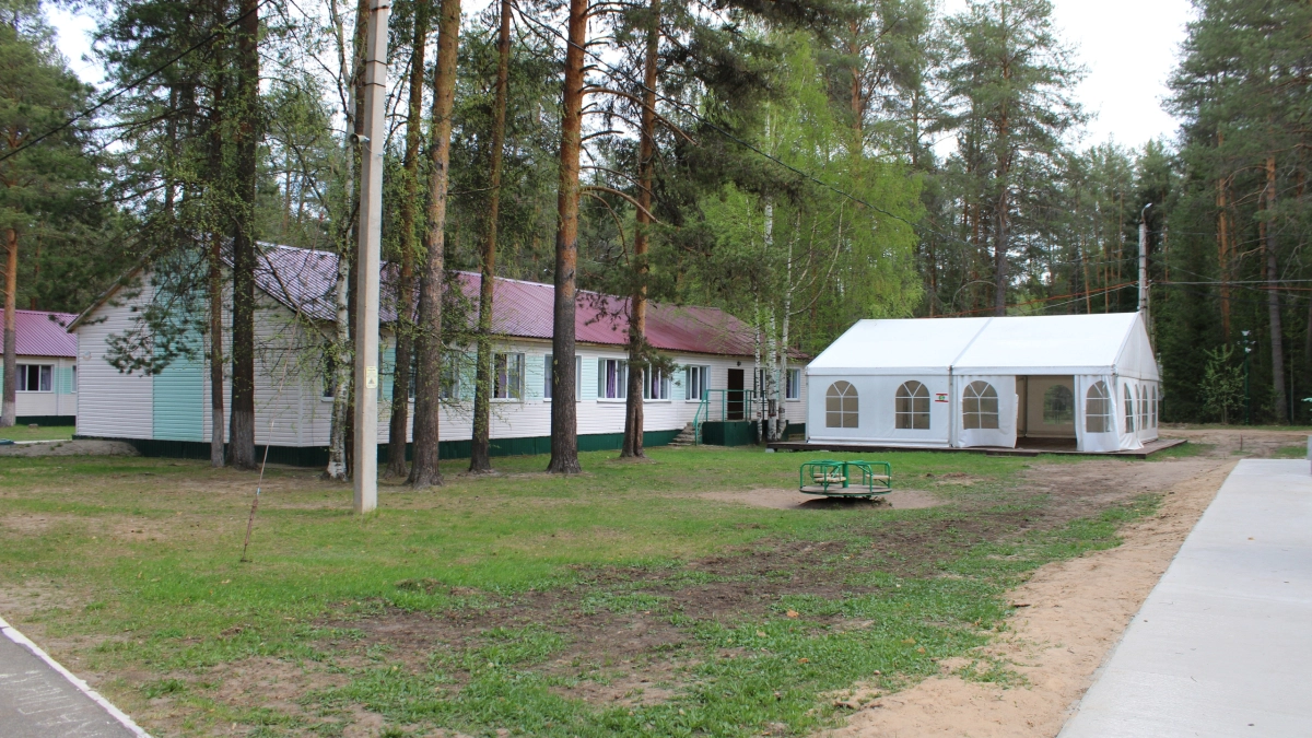 Молодежь Киселевска приглашают на летние смены у реки Кара-Чумыш