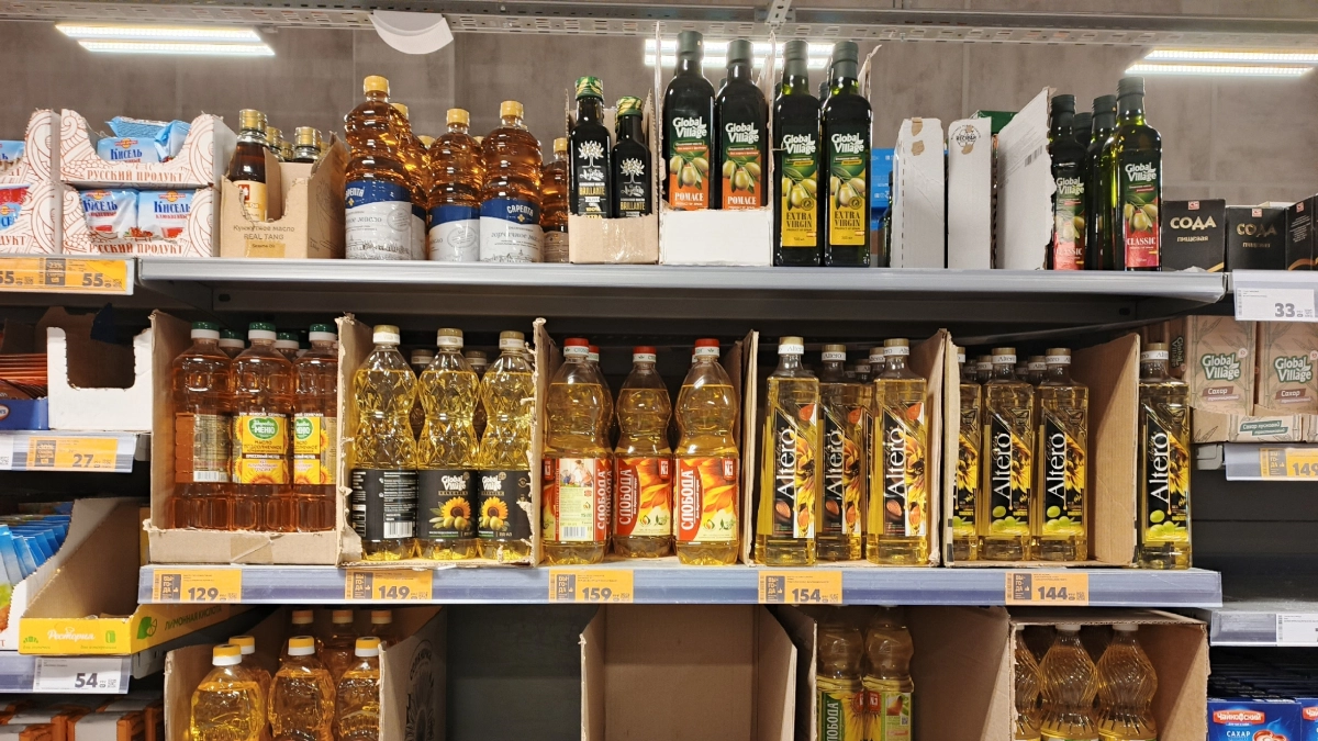 Роскачество назвало 5 лучших марок растительного масла: бюджетные варианты жарят лучше премиальных