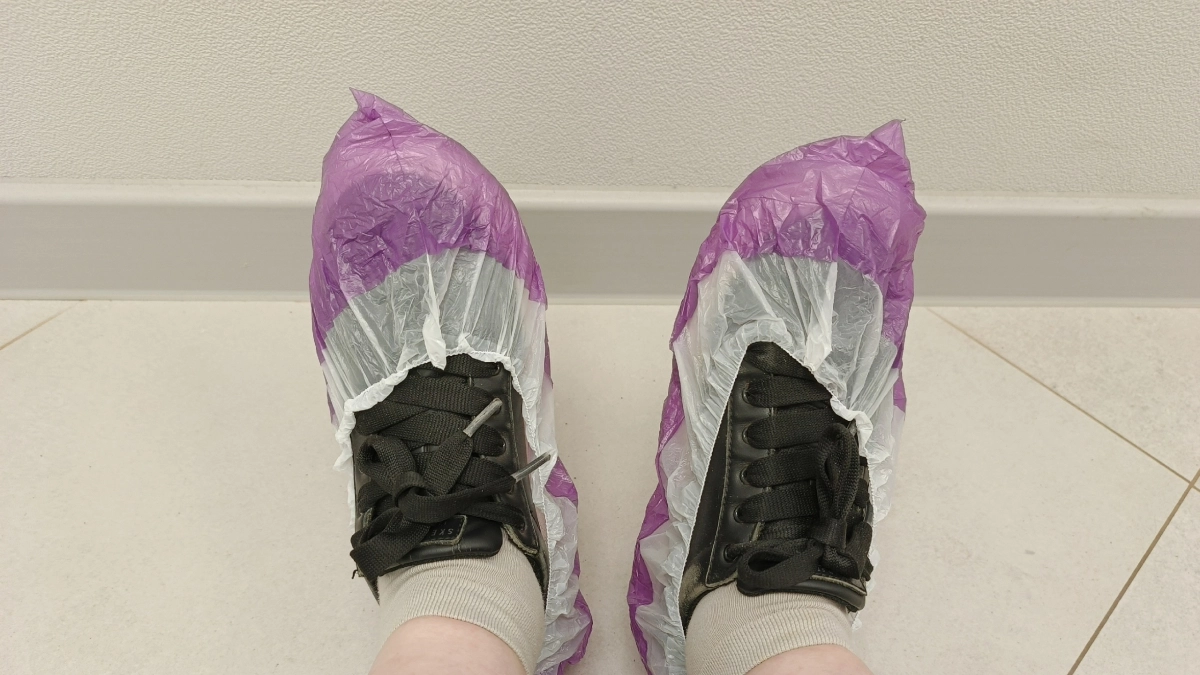 В апреле скупаю бахилы пачками – и бед не знаю: помощники в хозяйстве и на даче – 5 необычных лайфхаков