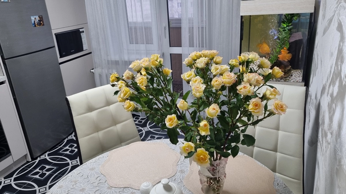 Белый глянец - прошлый век: как выглядит модный кухонный интерьер в 2026м — названа главная замена сезона