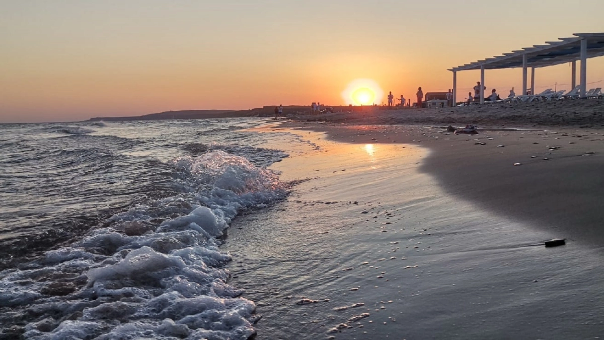 Море чище Черного: куда едут "свои" в 2026 - здесь пляж как на Бали, кормят до отвала, а цены в 2 раза ниже