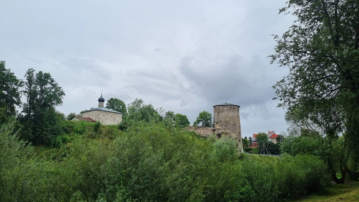 Как живет самый закрытый город России - в полушаге от Европы: и как туда попасть