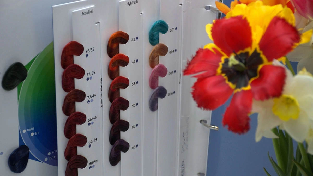 Цвета, которые молодят: какие тренды окрашивания волос в 2026 году - совет от опытного стилиста