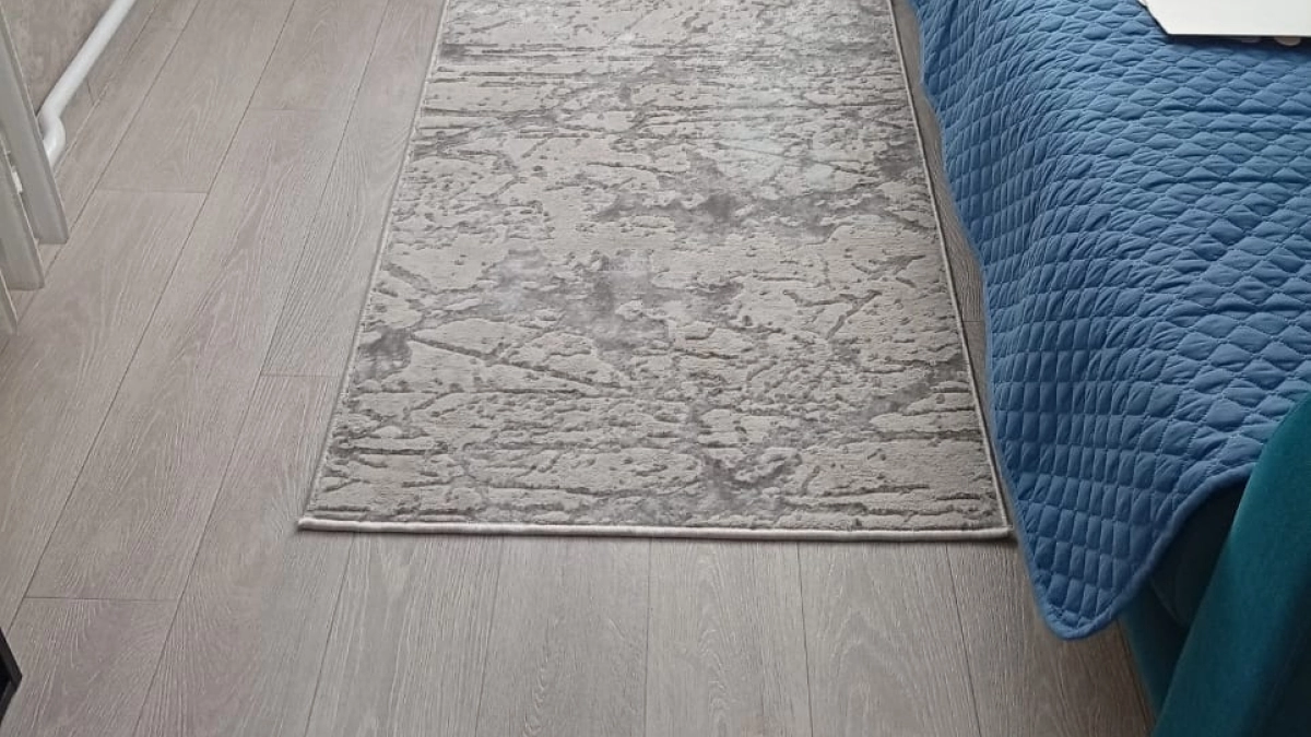 Ламинат уходит в прошлое: это покрытие теплее, красивее и выгоднее – его теперь выбирают современные строители