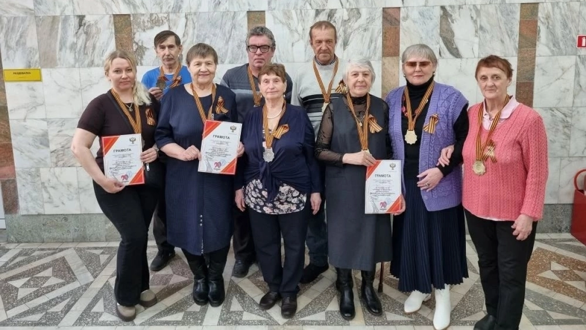 В Киселевске прошёл особый турнир по шахматам и шашкам 