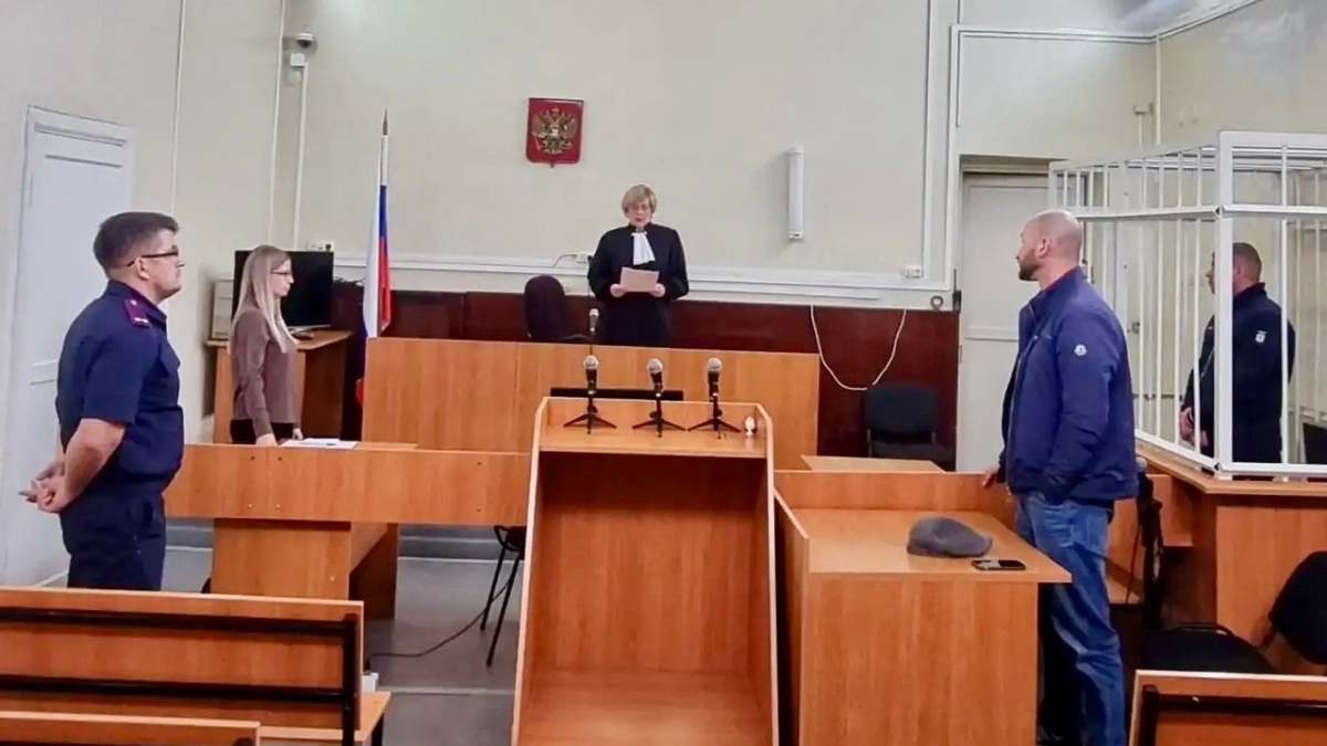 Кузбасский суд отправил экс-сотрудника ГАИ и посредника в СИЗО