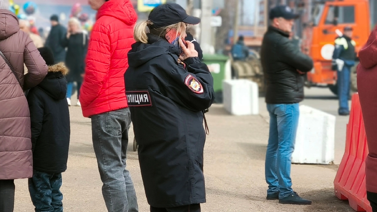 В Кемеровской области горе-угонщик похитил машину и врезался в трактор
