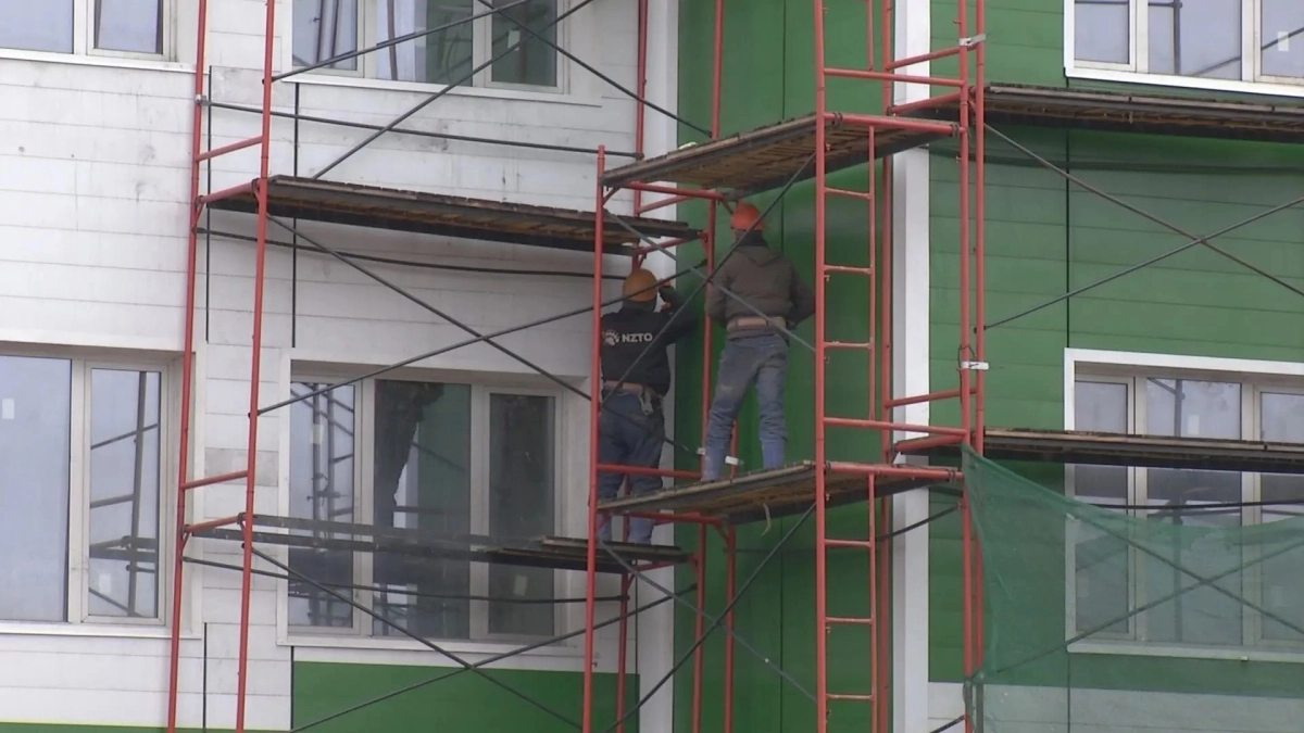 В Киселевске продолжается строительство новой поликлиники 